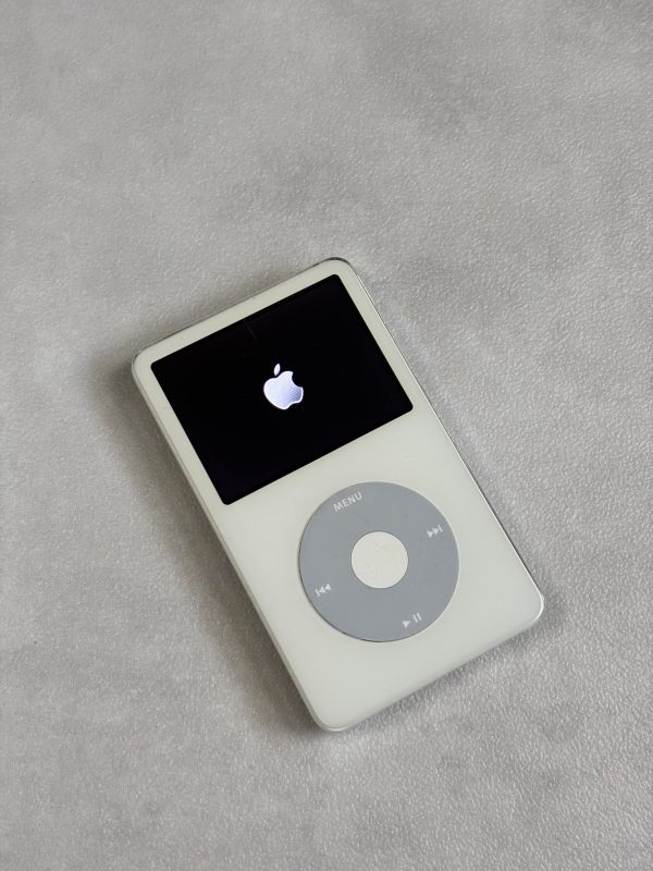 iPod Video 5th Gen White - 120 GB